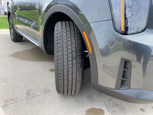 New 2026 Kia Sorento EX AWD/4WD image 17
