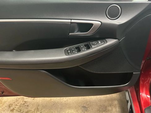 Used 2025 Hyundai Sonata SEL FWD image 14