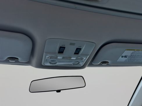 Used 2016 Toyota Corolla LE FWD image 18