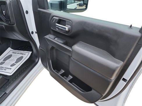 Used 2024 Chevrolet Silverado 2500 W/T image 12