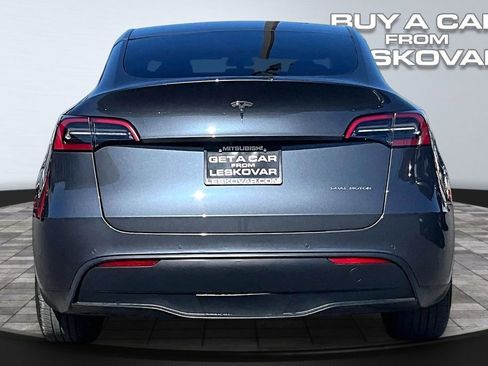 Used 2022 Tesla Model Y Long Range AWD/4WD image 4