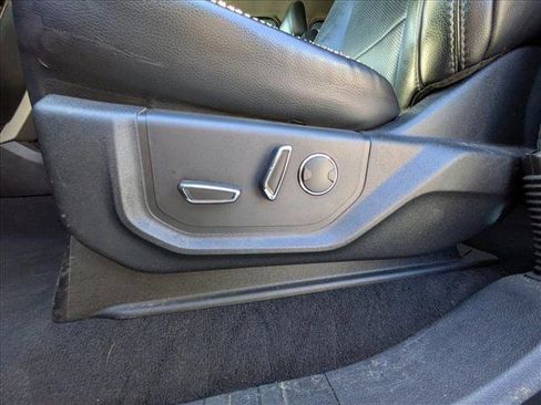 Used 2019 Ford F250 Lariat w/ Lariat Ultimate Package image 20