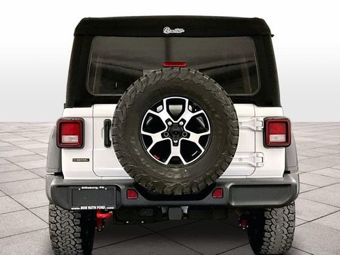Used 2022 Jeep Wrangler Unlimited Rubicon w/ Cold Weather Group AWD/4WD image 4