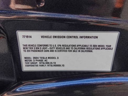 Used 2024 Tesla Model 3 Standard Range image 28