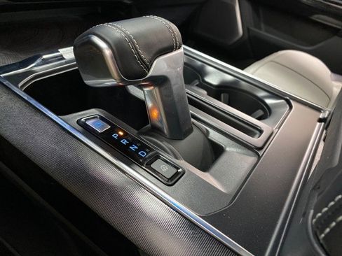 New 2023 Ford F150 Lightning Platinum image 40