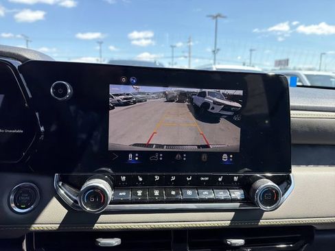 New 2026 Chevrolet Colorado ZR2 w/ Technology Package AWD/4WD image 26