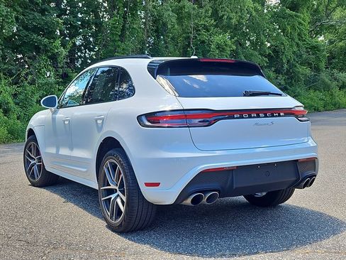 Certified 2026 Porsche Macan S AWD/4WD image 3