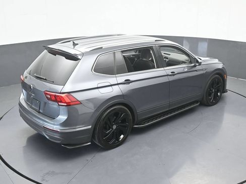 Used 2023 Volkswagen Tiguan SE FWD image 50