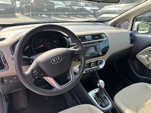 Used 2016 Kia Rio LX FWD image 6