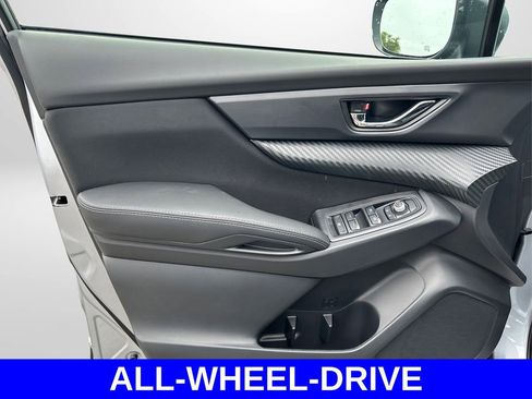 Certified 2025 Subaru Ascent Premium image 23