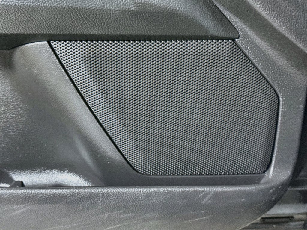 Used 2016 Ford Fusion SE FWD image 21