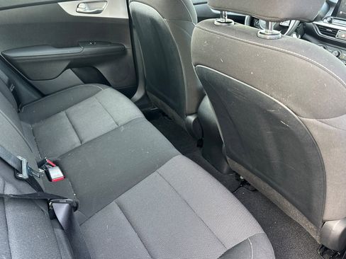 Certified 2023 Kia Forte LXS w/ LXS Technology Package image 18