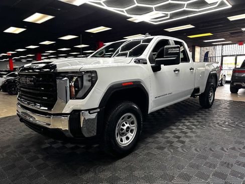 Used 2024 GMC Sierra 2500 Pro image 8