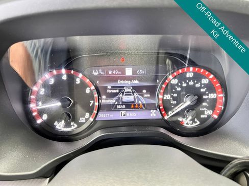 Used 2021 Nissan Titan PRO-4X w/ Off Road Protection Package AWD/4WD image 18