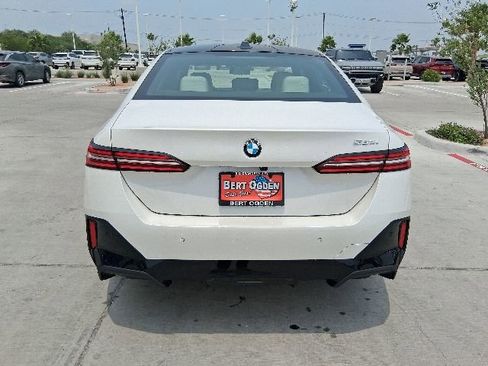 New 2026 BMW 530i w/ M Sport Package RWD image 5