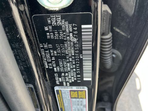 Used 2025 Kia Sportage LX FWD image 28