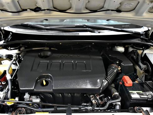 Used 2012 Toyota Corolla LE FWD image 8