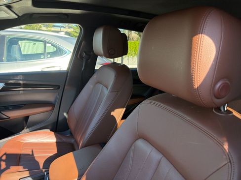 Used 2018 Audi Q5 2.0T Premium image 7