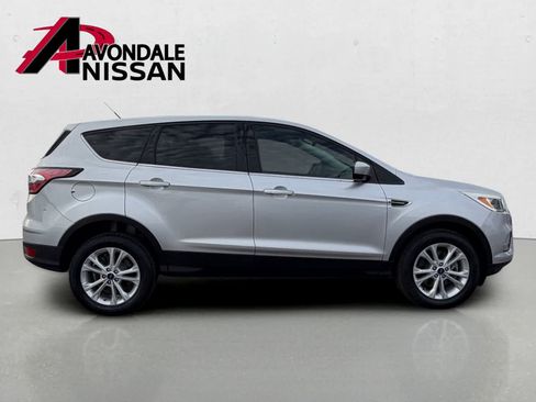 Used 2017 Ford Escape SE AWD/4WD image 7
