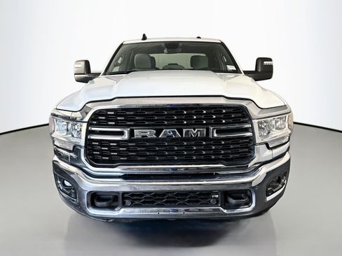 Used 2024 RAM 2500 Big Horn w/ Off Road Package AWD/4WD image 2