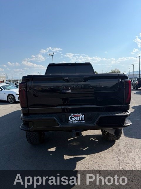 Used 2024 GMC Sierra 3500 Denali Ultimate AWD/4WD image 9