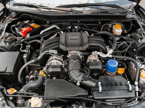 Used 2025 Toyota GR86 Premium RWD image 27