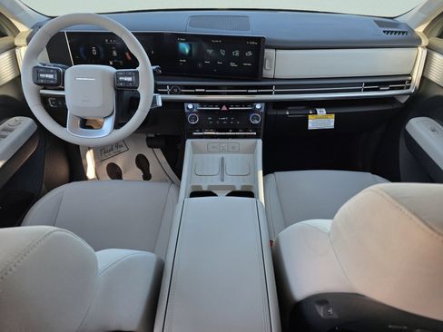 New 2026 Hyundai Santa Fe SE FWD image 12
