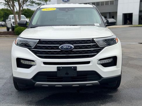 Certified 2023 Ford Explorer XLT w/ Equipment Group 202A RWD image 4