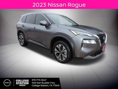 Used 2023 Nissan Rogue SV