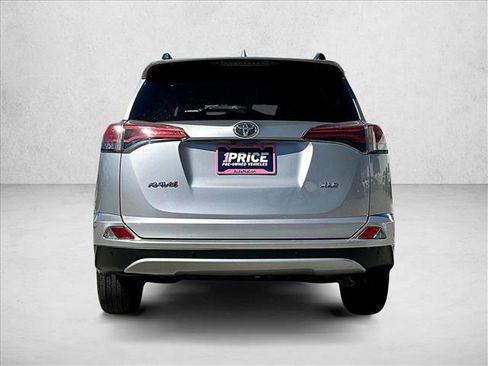 Used 2017 Toyota RAV4 XLE image 4