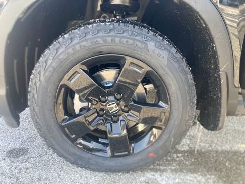 New 2026 Honda Ridgeline Black Edition image 9