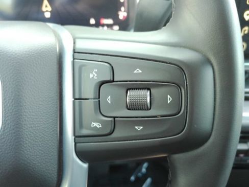 Used 2026 GMC Sierra 1500 SLT RWD image 39