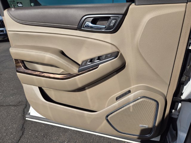 Used 2019 GMC Yukon SLT w/ Open Road Package AWD/4WD image 13