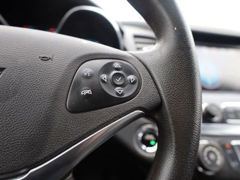 Used 2018 Chevrolet Impala LS image 25