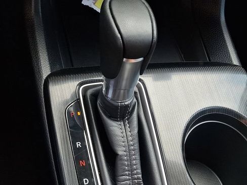 Used 2024 Honda Civic Sport image 14
