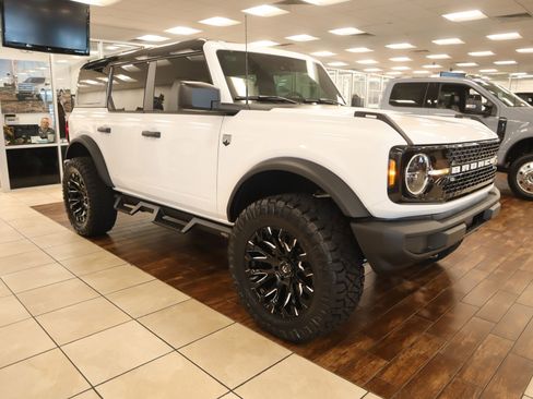 New 2025 Ford Bronco Big Bend image 1