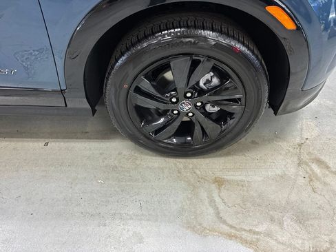 New 2026 Buick Encore GX Sport Touring w/ Advanced Technology Package AWD/4WD image 4