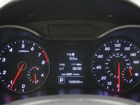 Used 2016 Hyundai Veloster Turbo image 14