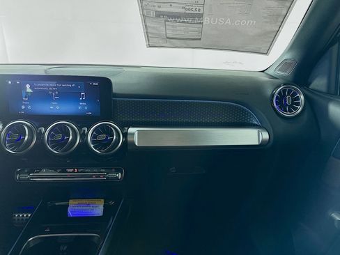 New 2026 Mercedes-Benz GLB 250 image 22