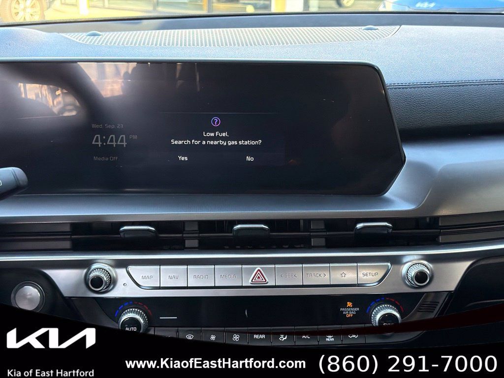 Certified 2024 Kia Telluride S w/ S Sunroof Package AWD/4WD image 28