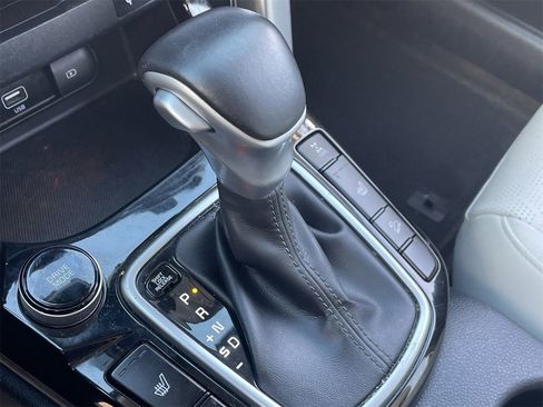 Used 2022 Kia Seltos EX image 28