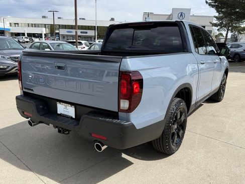 Certified 2026 Honda Ridgeline Black Edition image 6
