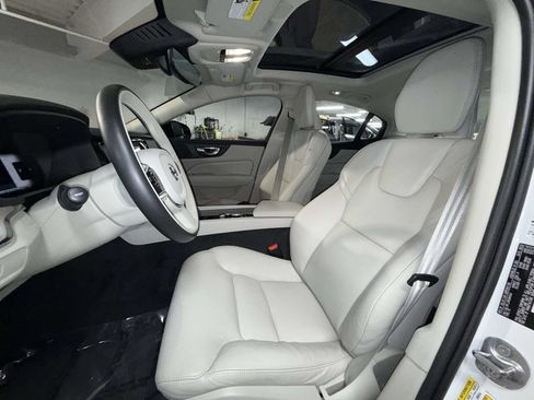 Used 2024 Volvo S60 B5 Plus w/ Climate Package FWD image 2