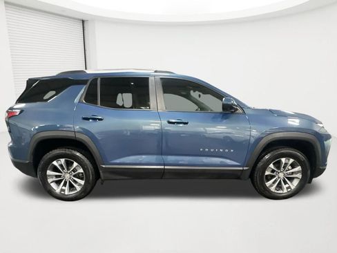 Certified 2025 Chevrolet Equinox LT w/ Convenience Package II AWD/4WD image 4