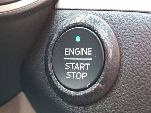 Certified 2022 Ford Escape SEL image 23