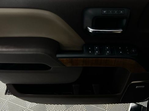 Used 2018 GMC Sierra 3500 SLT w/ Duramax Plus Package image 24