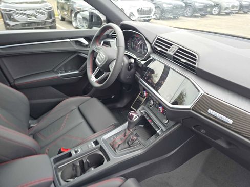 New 2025 Audi Q3 2.0T Premium Plus image 11