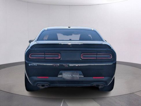 Used 2022 Dodge Challenger GT RWD image 4