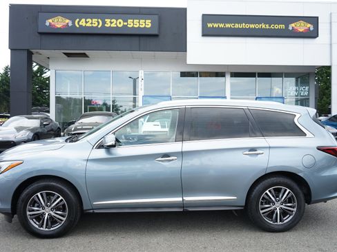 Used 2018 INFINITI QX60 Luxe w/ Premium Package AWD/4WD image 2