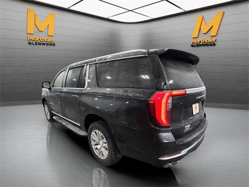 Used 2025 GMC Yukon XL Denali image 5